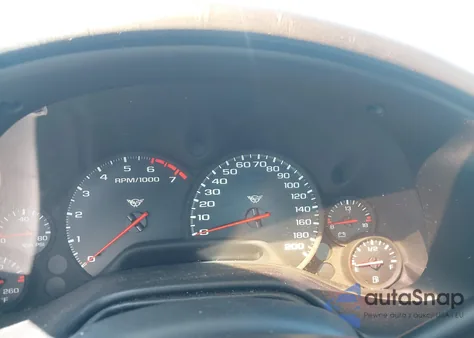 2002 Chevrolet Corvette из США, поврежденный, VIN 1G1YY22G725127585